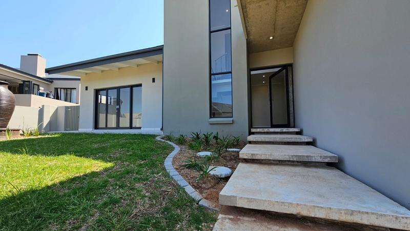 3 Bedroom Property for Sale in Outeniquasbosch Western Cape